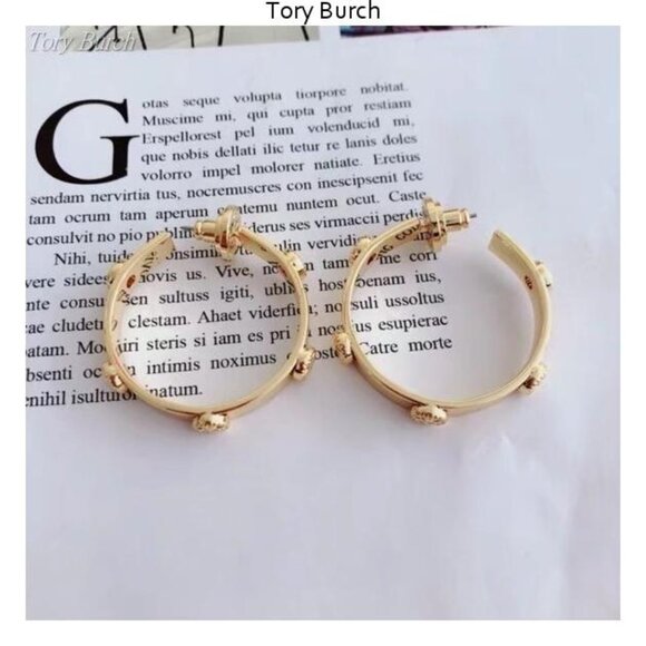 Jewelry - Tory Burch earrings